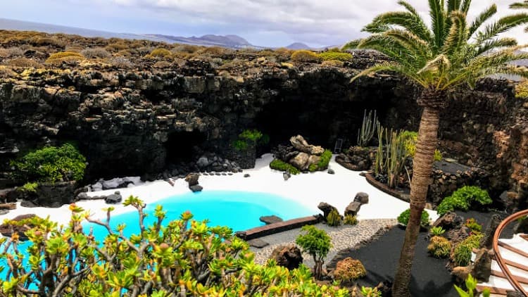Excursión privada en Lanzarote: descubre la isla a tu medida
