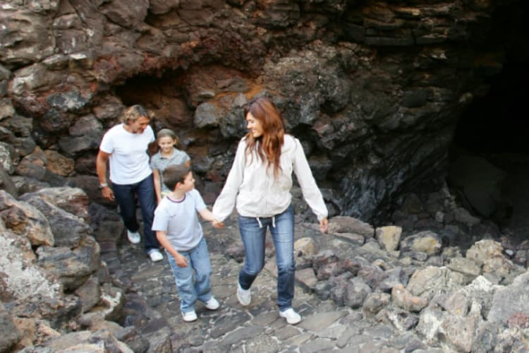 Excursión privada en Lanzarote: descubre la isla a tu medida
