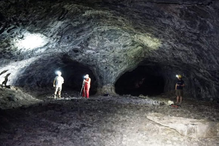 Espeleología en Lanzarote