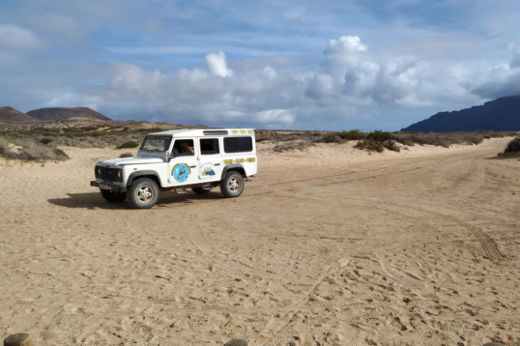 Jeep La Graciosa