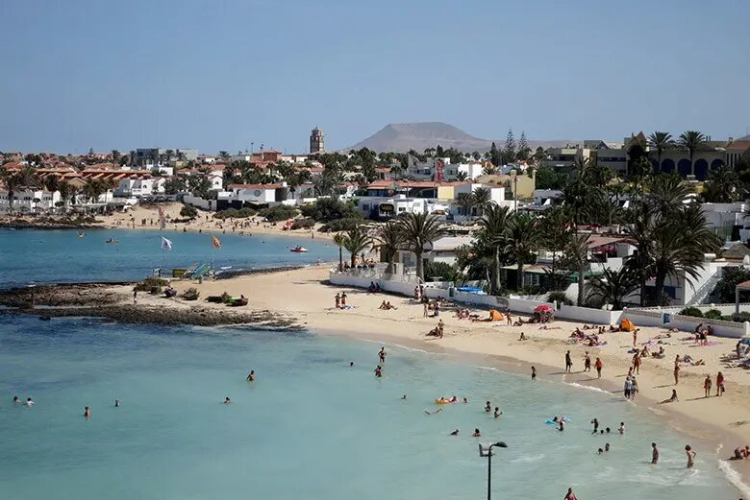 A Day Trip to the best beaches on Fuerteventura: Corralejo, El Cotillo ...