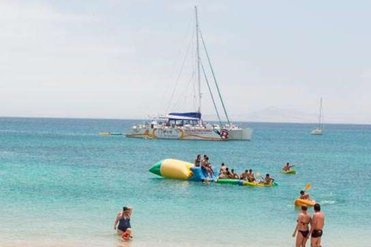 excursion la graciosa en catamaran