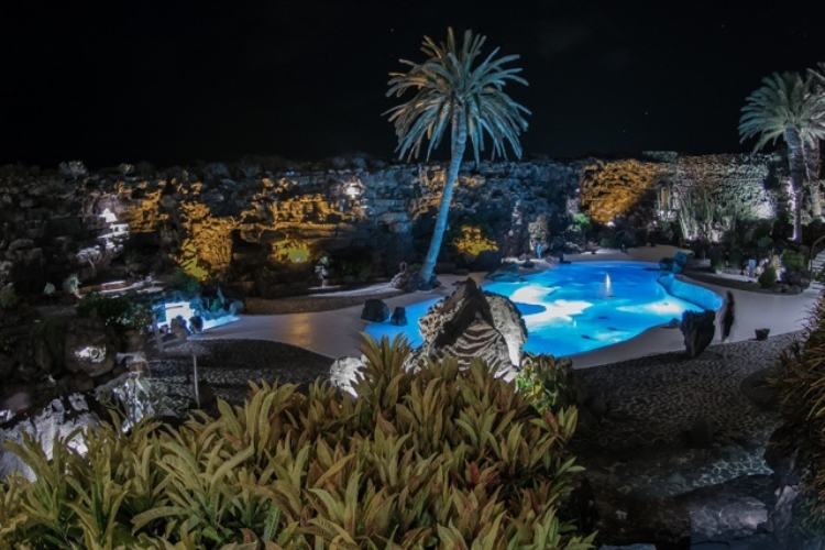 Abend in Jameos del Agua